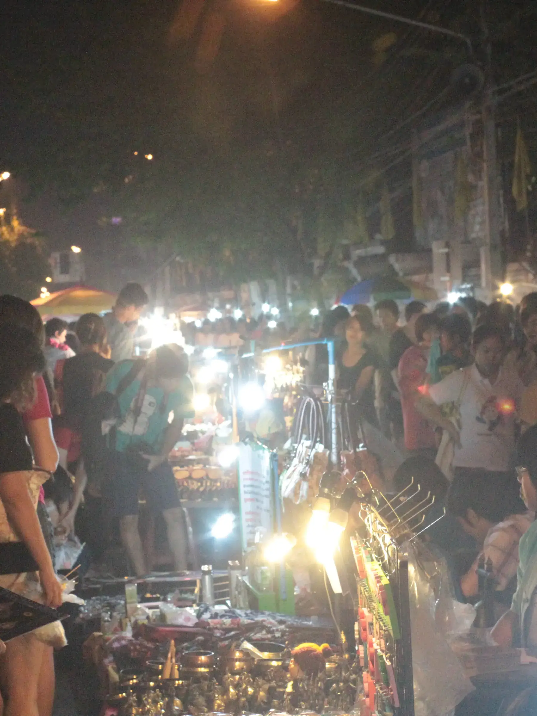 ตลาดกลางคืนเชียงใหม่